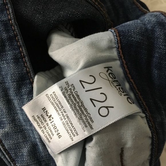 Sold 🎈 - Picture 2 of 6